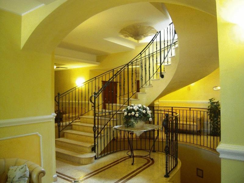 Hotel Corallo ฟรานคาวิลลา อัลมาเร ภายนอก รูปภาพ